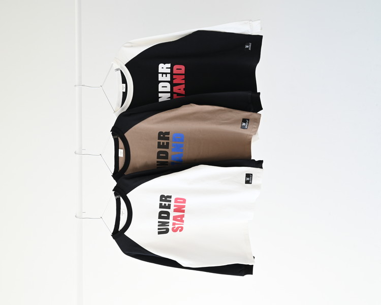 UNDER STAND ロングTシャツ