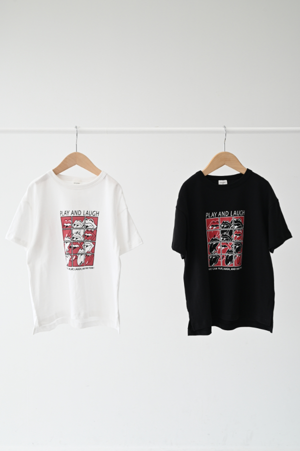 PLAY AND LAUGH Tシャツ