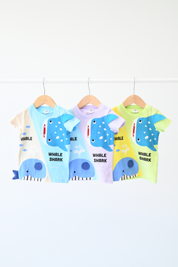 くじらとさめ Tシャツ